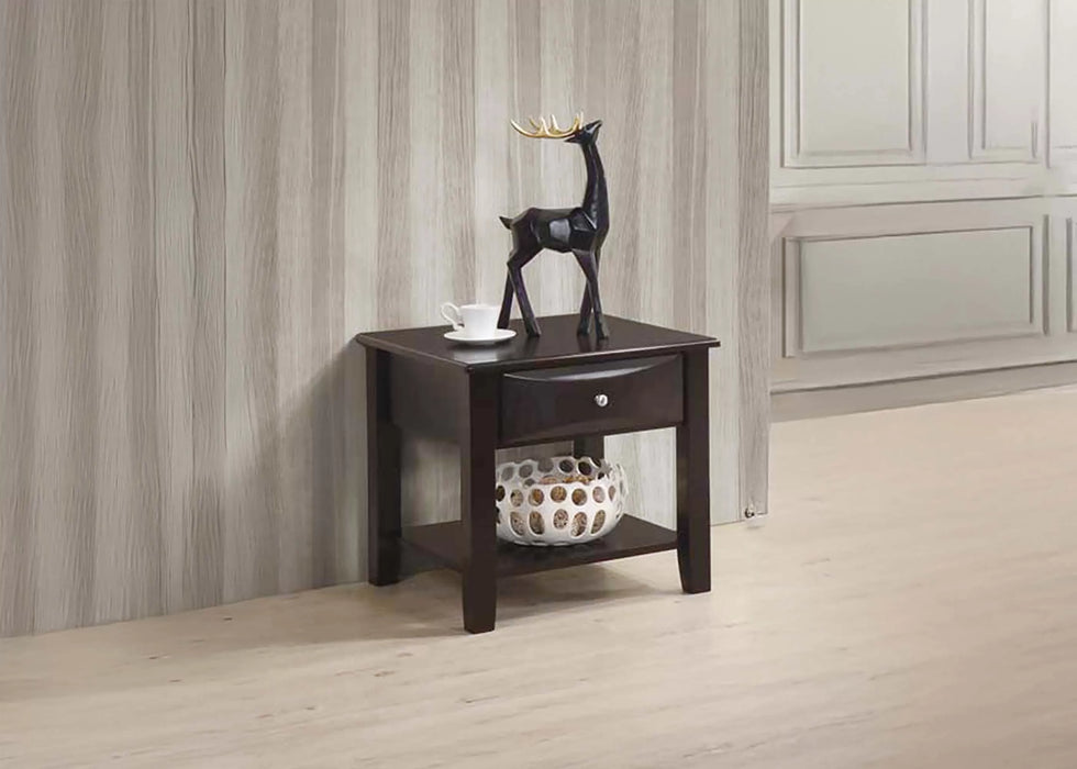 Liihct End Table in Antique Black