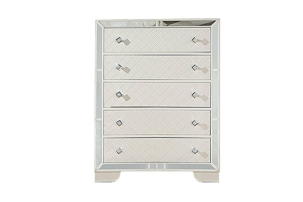 Hothan Chest in Ivory